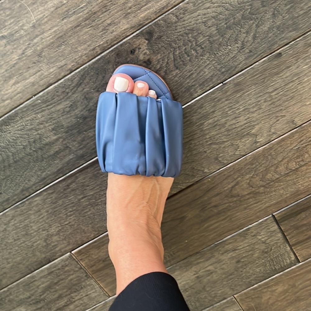 Sam Edelman Slides - Picture 4 of 4